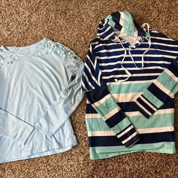 Assorted Women's Tops Collection - Picture 2 of 3